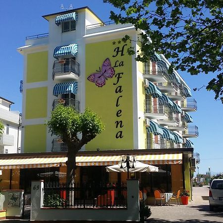Hotel La Falena แชร์เวีย ภายนอก รูปภาพ