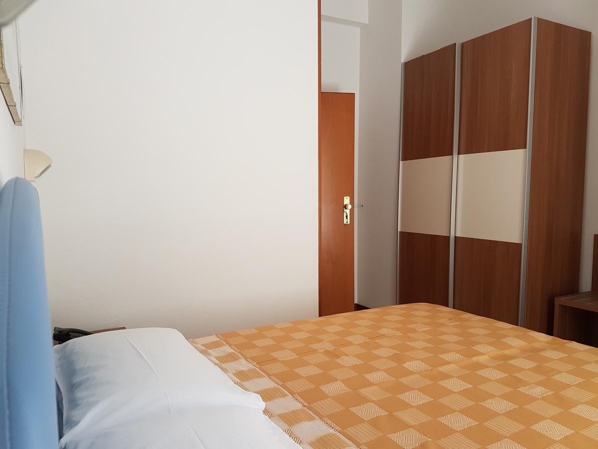 Hotel La Falena แชร์เวีย ภายนอก รูปภาพ